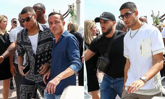 姆伯莫上赛季至今英超攻入26球，同期仅次于哈兰德、萨拉赫