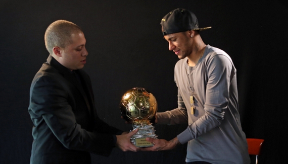 疯狂进球大战！西甲领头羊征服客场，豪取6连胜，领先皇马4分