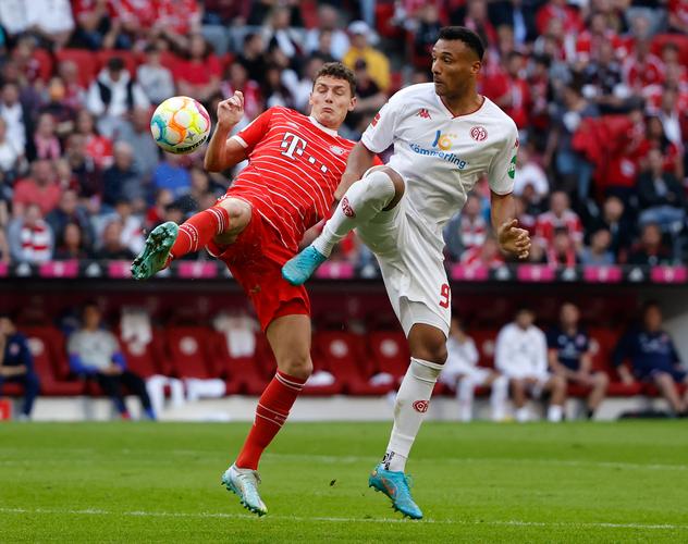 詹姆斯关键时刻上篮得分