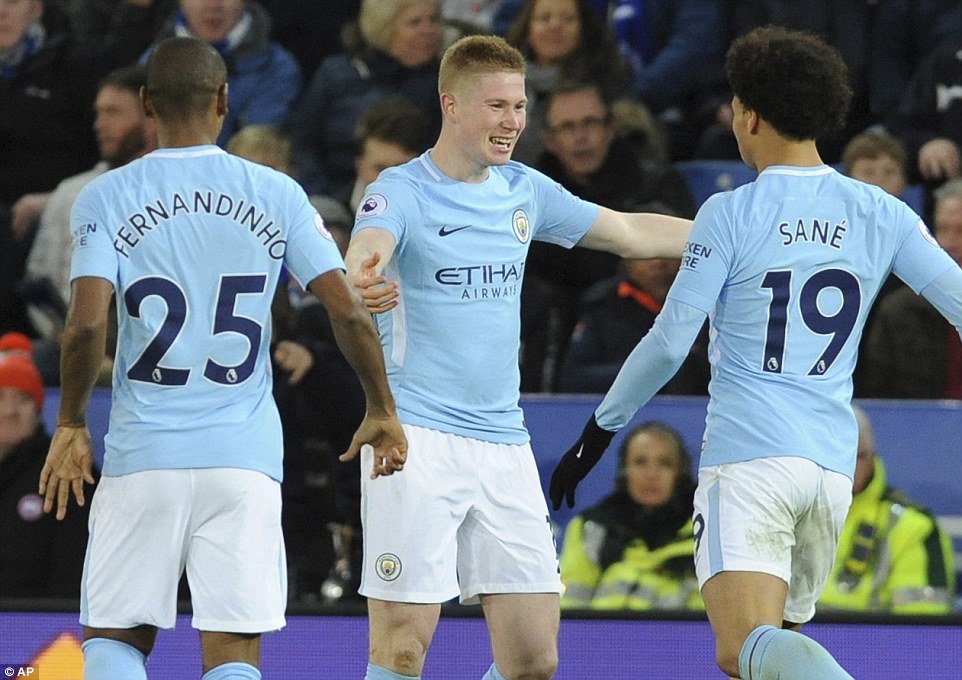 年度连斩55球！姆巴佩冲击C罗纪录，奋力创皇马历史新篇章