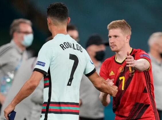 阿媒：埃切韦里想冬窗租回河床，但曼城希望再次租给欧洲球队