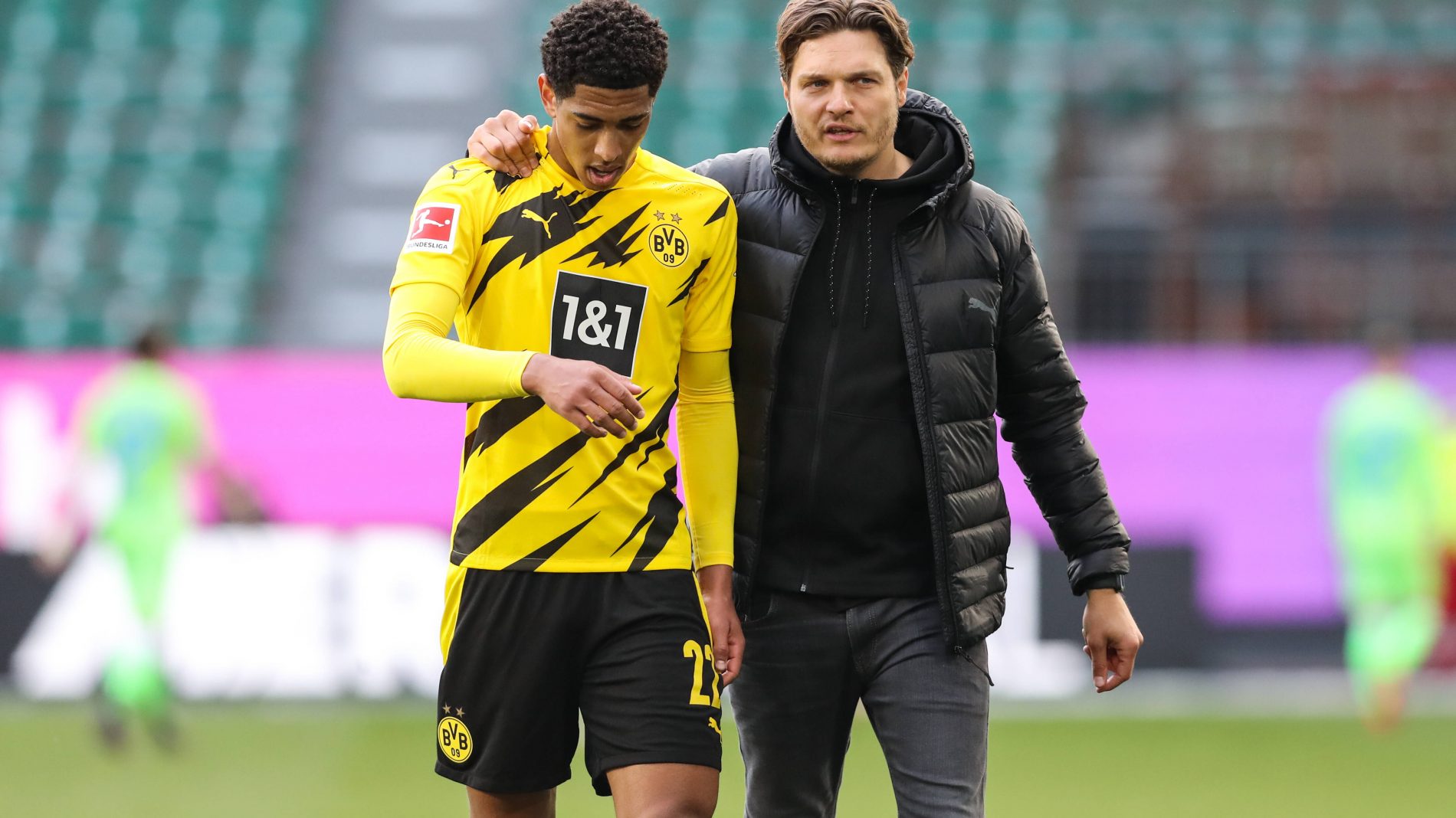 欧联杯历史射手榜：奥巴梅扬34球第一，法尔考31场30球效率恐怖（欧联杯历史射手榜：奥巴梅扬34球领跑，法尔考31战30球效率惊人）